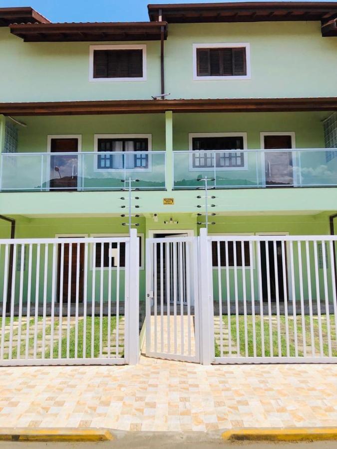 Villa Palmeira Убатуба Екстериор снимка